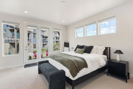 New -Sauna-Cold Plunge-Gym-Hot tub-Arcade-Views -Near Park City - 7 min DV East