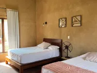 5-bedroom house with spectacular views of Malinalco with WiFi Hotels in Malinalco