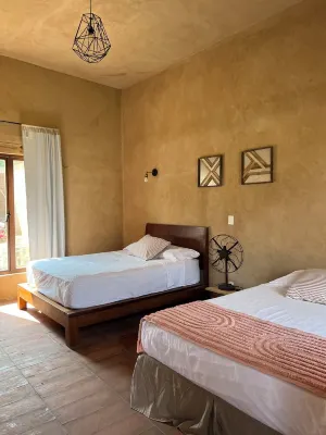 5-bedroom house with spectacular views of Malinalco with WiFi