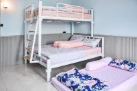 Local home for rent at Donsak Thailand Hotels in Don Sak