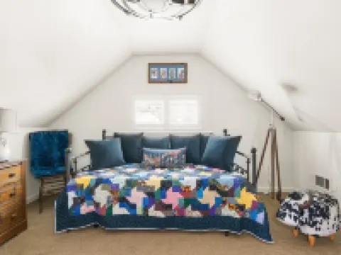 Historic Gem in Virginia City Hotels in Storey County