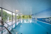 Ringhotel Seehof - Kolam Renang