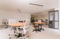 Metropolitan Living by HOUSY