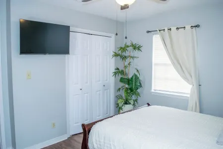 3-bedroom house 15 min from Perdido Beach!