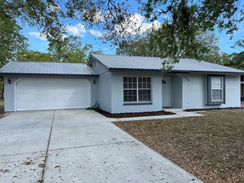 Charming 2-bedroom house in tranquil LaBelle with WiFi, AC