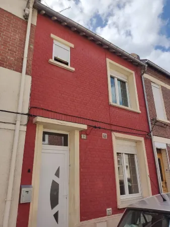 La Saint Quentinoise (with courtyard)