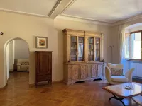 Top floor in historic building in downtown Prato, with garage within walking distance