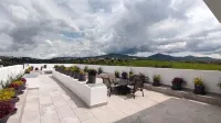 Luxury Penthouse situated on a distinguishable area in Altozano.