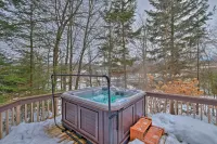 West Dover Vacation Rental w/ Hot Tub Near Mt Snow - Alojamientos