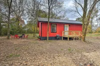 Cozy Broken Bow Cabin, Walk to the Lukfata Creek! - 3-Sterne