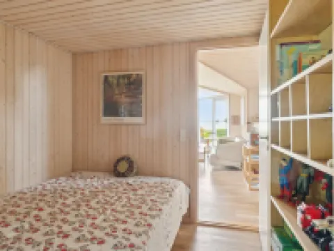 "Brunman" - 10m to the Fjord