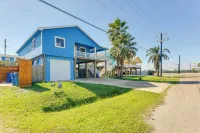 Private Pool & Furnished Deck: Port Aransas Home! - Kylpylä