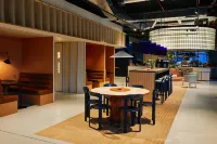 The Social Hub San Sebastián - breakfast
