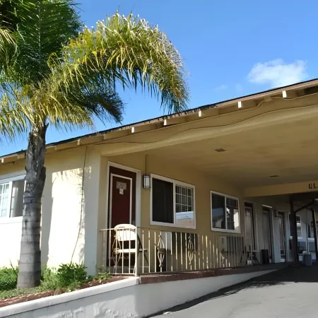 Town and Country Inn