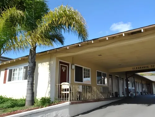 Town and Country Inn