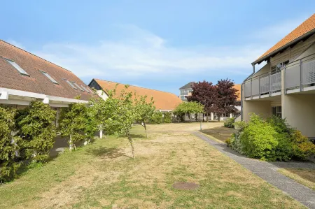 Karrebaeksminde Strandhotel Отели в г. Karrebaksminde