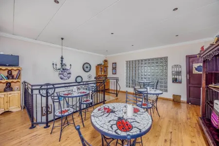 42OnKing Отели рядом с достопримечательностью «Twenty Three on Riverside»