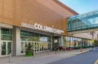 Ideally Located 1 Bdrm Stay | Parking & Laundry