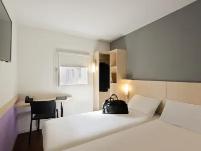 Ibis Budget Cannes Centre Ville Hotels in Carnot