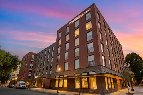 Cambria Hotel Portland - Pearl District