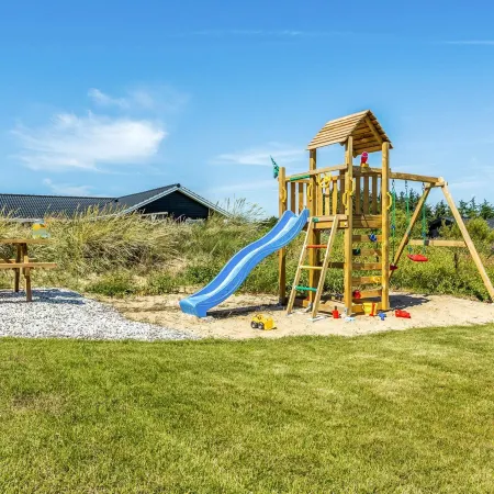 9 person holiday home in Hirtshals