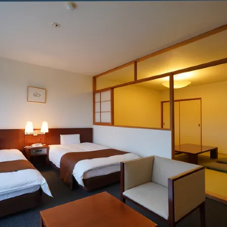 Menard Aoyama Resort Hotel Schönvert Отели в г. Ига