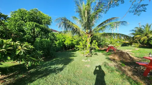 Beautiful 4-bedroom house in Maynards with WiFi in close proximity to 2 marinas Hotels in Maynards