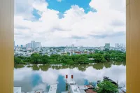 DE LA SOL Premier Residence Hotels in District 4