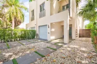 Villa Solara Grove by Solu: Luxury, Gated, Free Parking