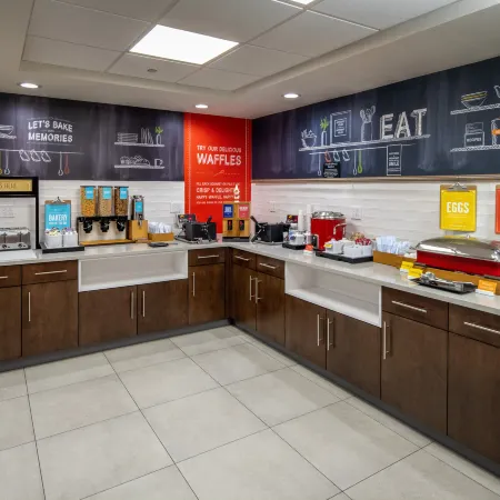 Hampton Inn Long Island/Commack