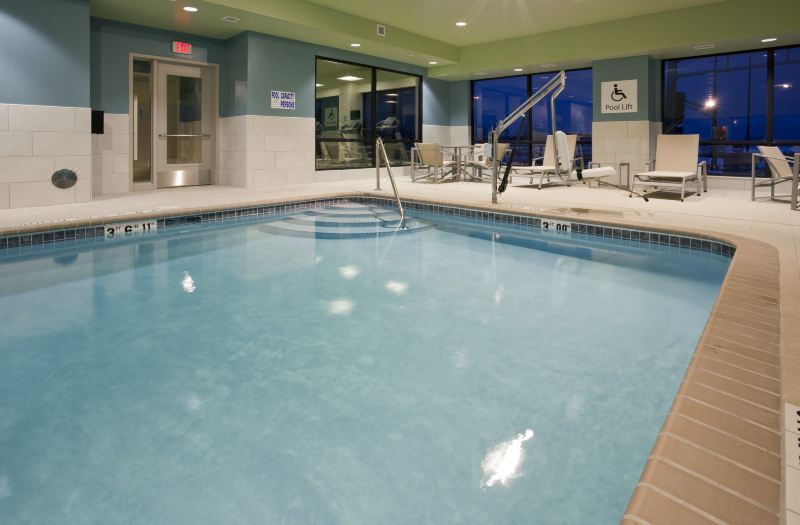 Holiday Inn Express Roseville-ST. Paul by IHG photo 3