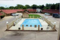 Will Rogers Inn Hotels in Claremore