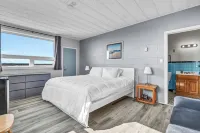 Cape View Motel & Cottages