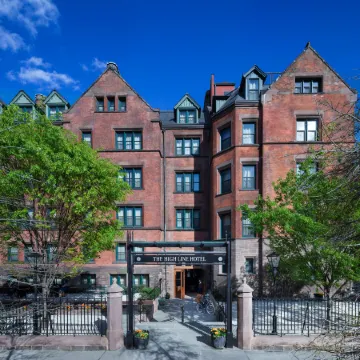 The High Line Hotel Отели рядом с достопримечательностью «Парк «Хай-Лайн»»