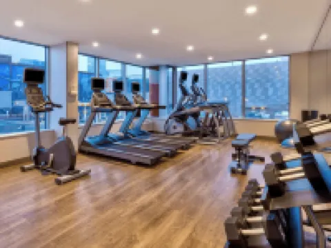 Holiday Inn Express & Suites JERSEY CITY - HOLLAND TUNNEL by IHG Hotels in Jersey City