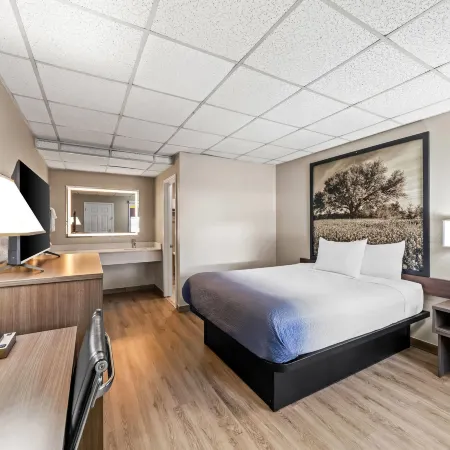 Super 8 by Wyndham Fredericksburg