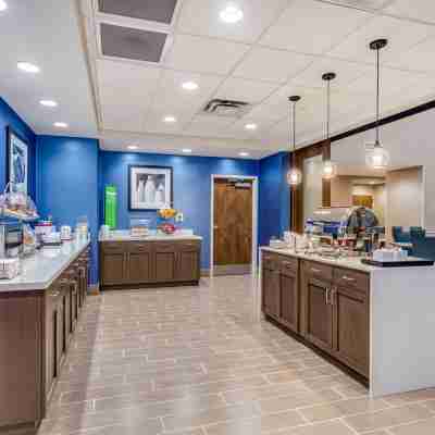 Hampton Inn & Suites Saraland Mobile Dining/Meeting Rooms