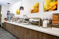 Comfort Suites Oil Center - breakfast