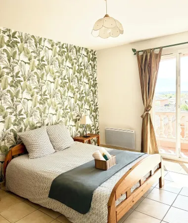 L'Ostalada - Beautiful 8-Person Villa with Private Pool Close to the Beach