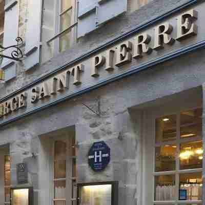 Auberge Saint-Pierre Hotel Exterior