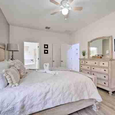 Davenport Home w/ Pool & Game Room 13 Mi to Parks! Rooms