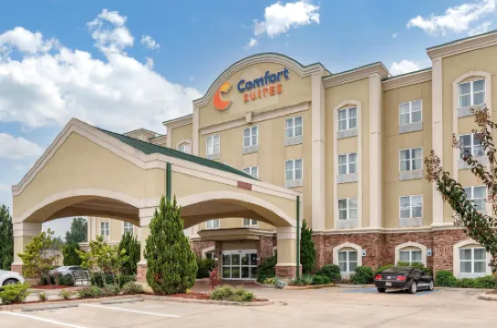 Comfort Suites