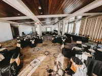 Prestige Treasure Cove Resort Prince George