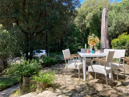 Cozy Villa with Garden Near the Sea - 4 étoiles
