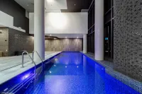 Courtyard by Marriott Brisbane South Bank - Pools
