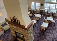 Smart Suites, Ascend Hotel Collection - parking
