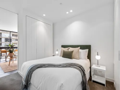 Chic City Escape with Pool, Gym & Parking