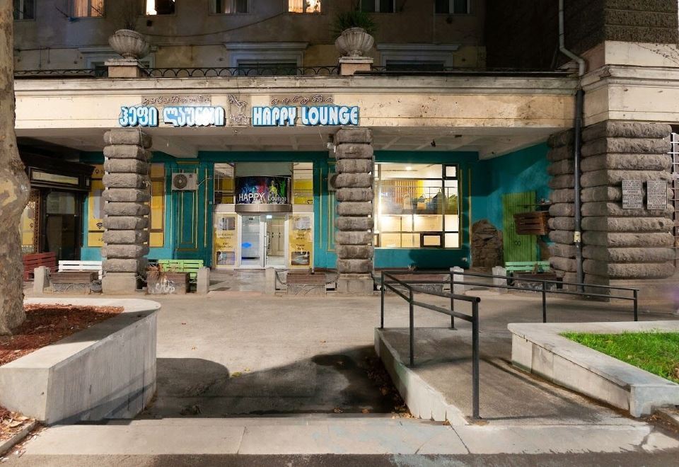 캡슐 호텔 해피 라운지의 캡슐 내부 이미지