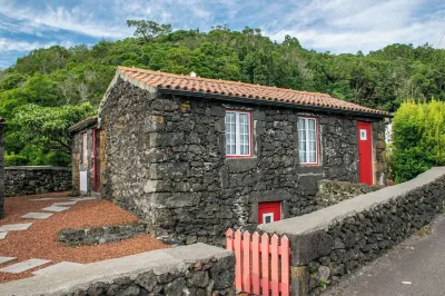 Aldeia Dos Caldeiroes Hotels in 