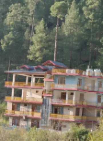 Shesh Besh Guest House & Restaurant